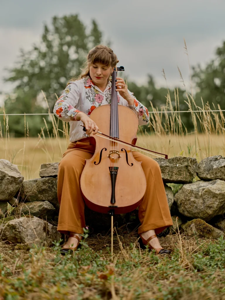 Petronella Torin – cellistporträtt