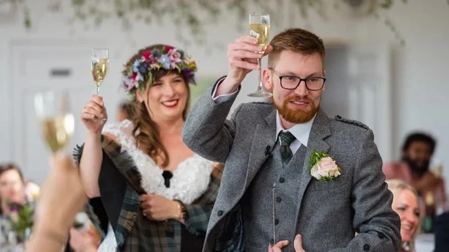 Cellosolo vid bröllopsreception på Österlen